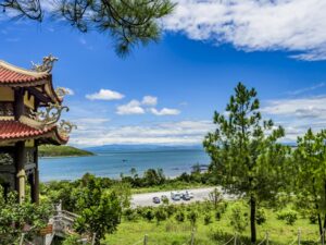 Tour Viếng Mộ Đại Tướng – Hoành Sơn Quan – Biển Đá Nhảy