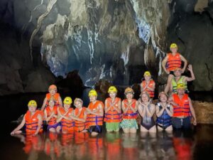 Tour Sài gòn Quảng Bình 4 Ngày 3 Đêm 1