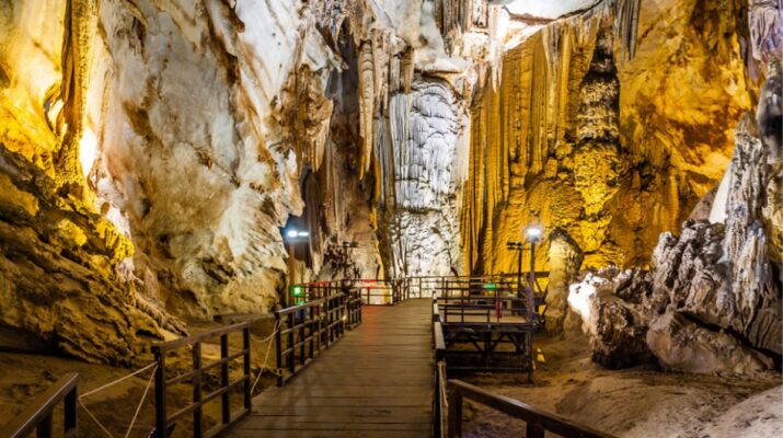 tour-tphcm-quang-binh-2-ngay-1-dem Tour Sài Gòn – Quảng Bình 2 Ngày 1 Đêm