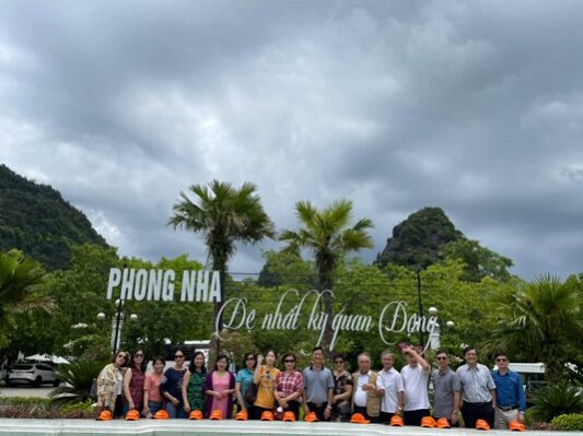 tour-hue-quang-binh-4-ngay-3-dem Tour Huế Quảng Bình 4 Ngày 3 Đêm